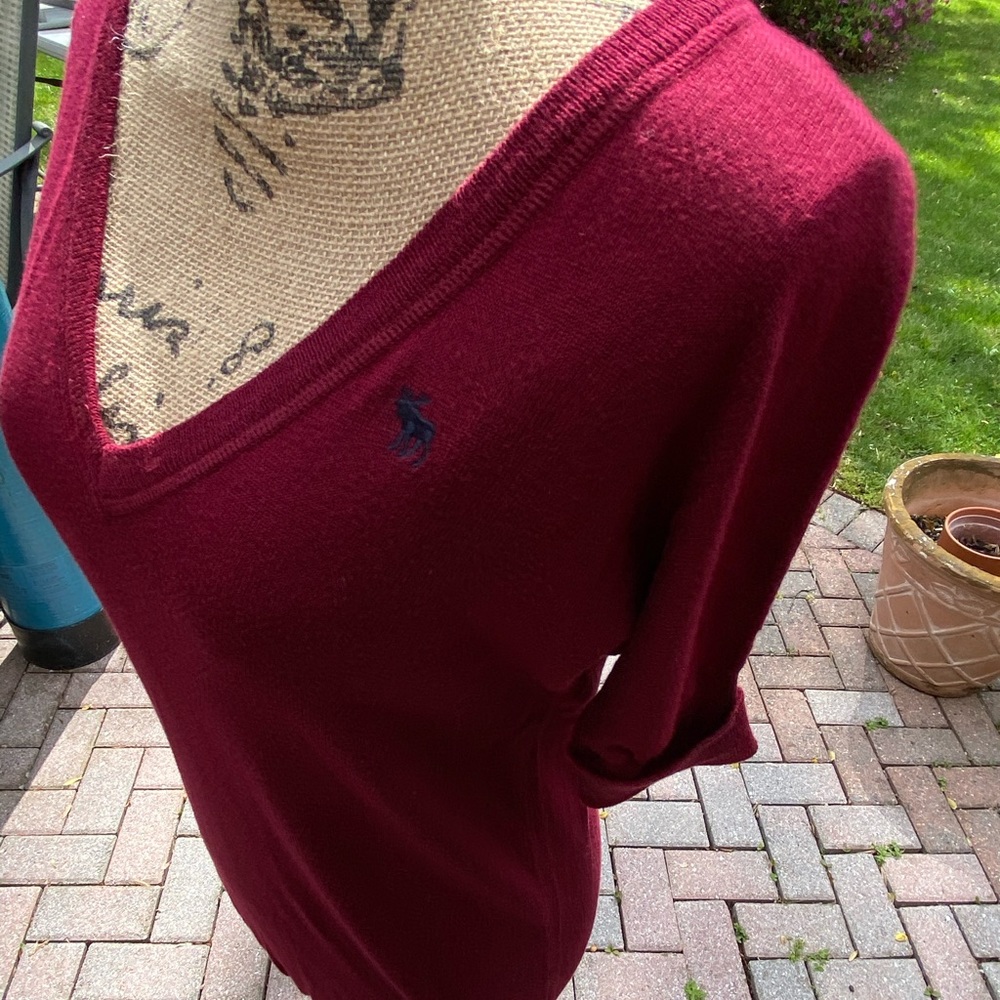Abercrombie XL Burgundy Cotton sweater - Picture 3 of 8